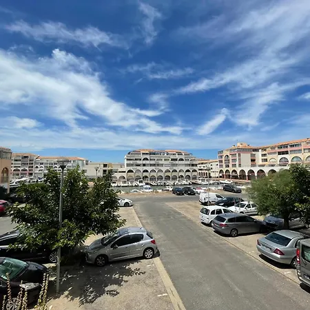 Apartamento 2 Pièces à Sète, à 300m De La Avec Parking Et Loggia Vitrée - Fr-1-338-302 Sète